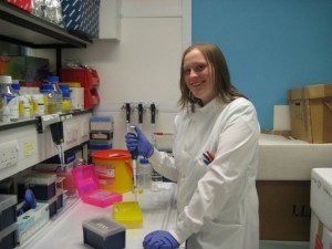 Dr Vicky Forster in the lab