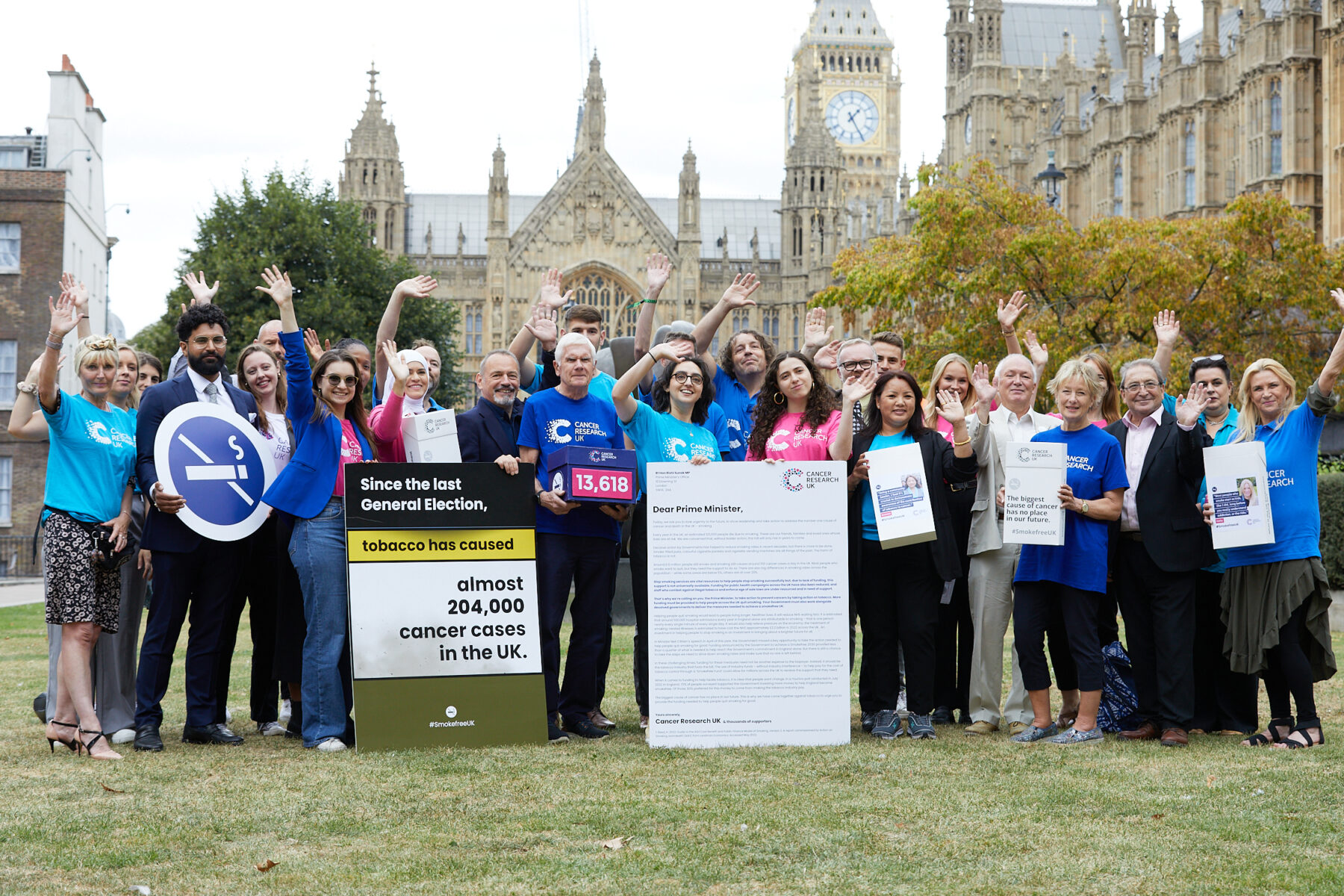 Smokefree UK Supporters gathered on College Green before the petition hand-in