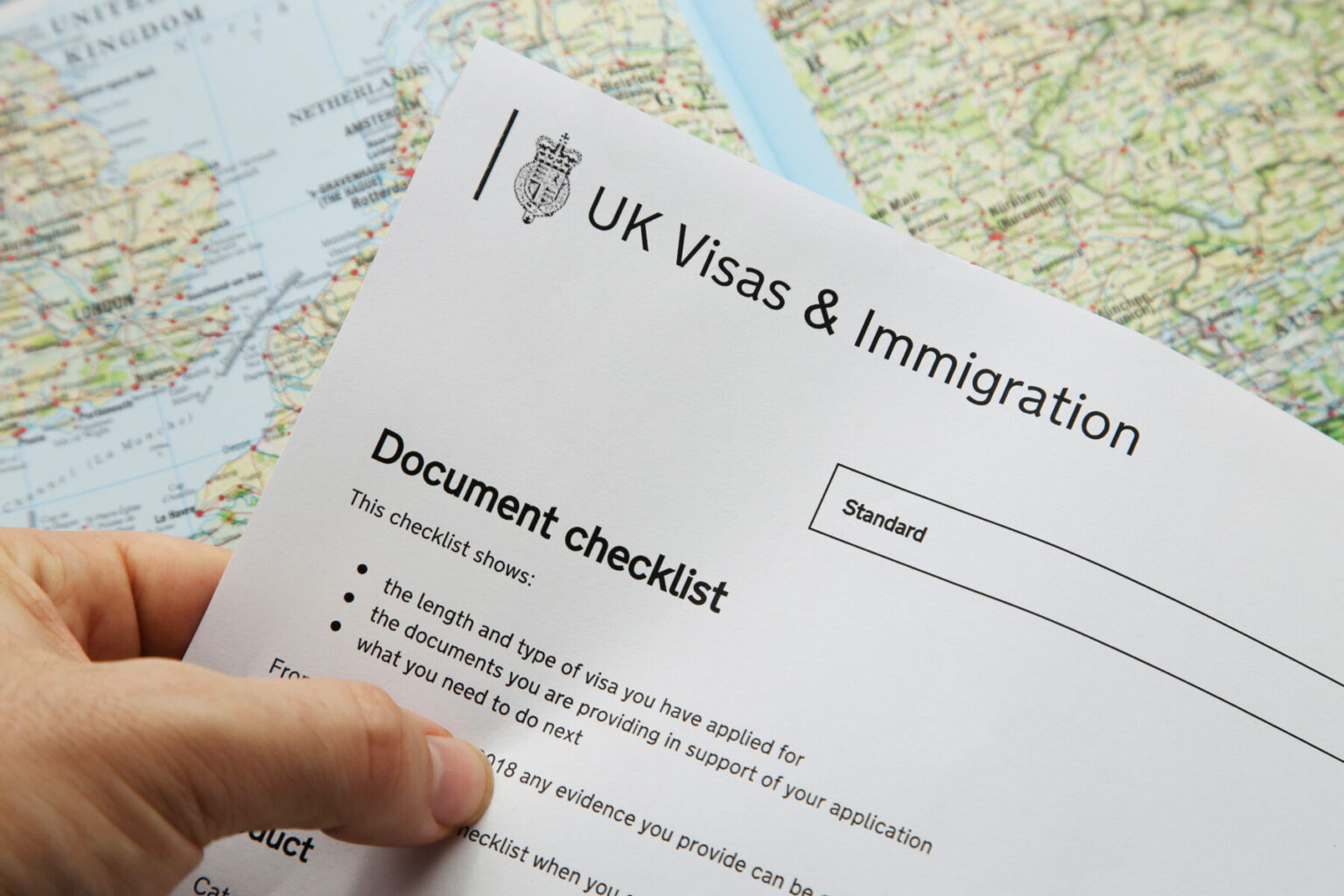 Uk visas immigration анкета. Виза uk. Виза в Британию. Визы иммиграция.