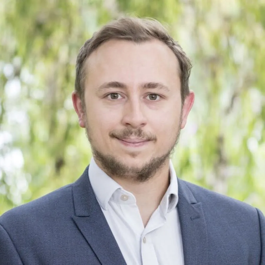 Dr Robert Kerrison is Associate Professor in Cancer Care and Co-Lead for the Cancer Care Expert Group at the University of Surrey.